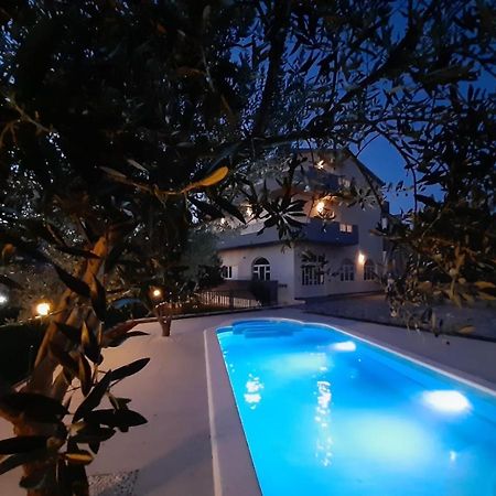 Apartmani Lucante Сплит Экстерьер фото