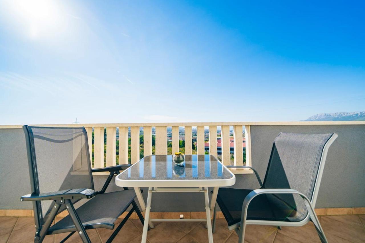 Apartmani Lucante Сплит Экстерьер фото